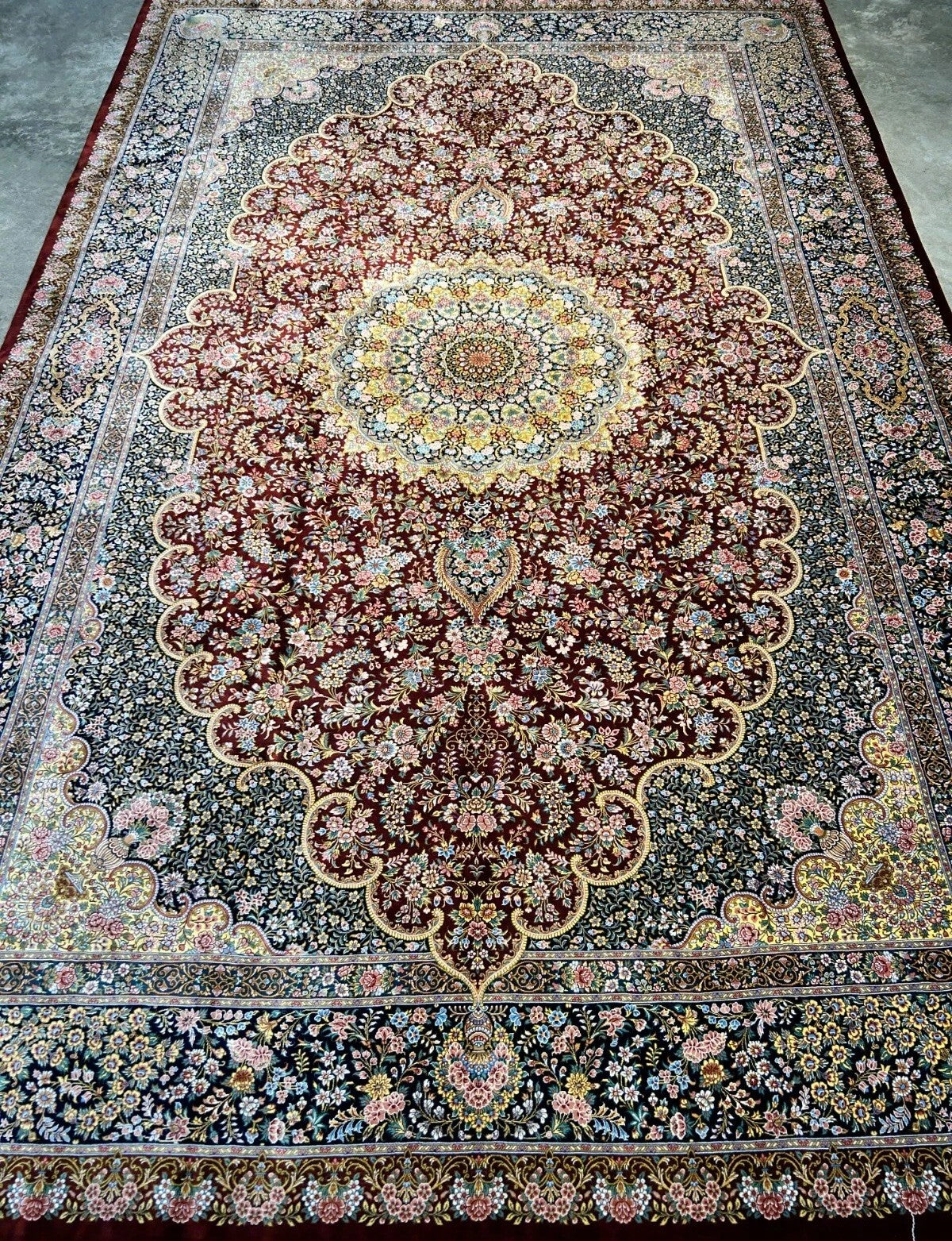 6'5"x9'10" Exquisite Hand-Knotted 100% Silk Qume Rug