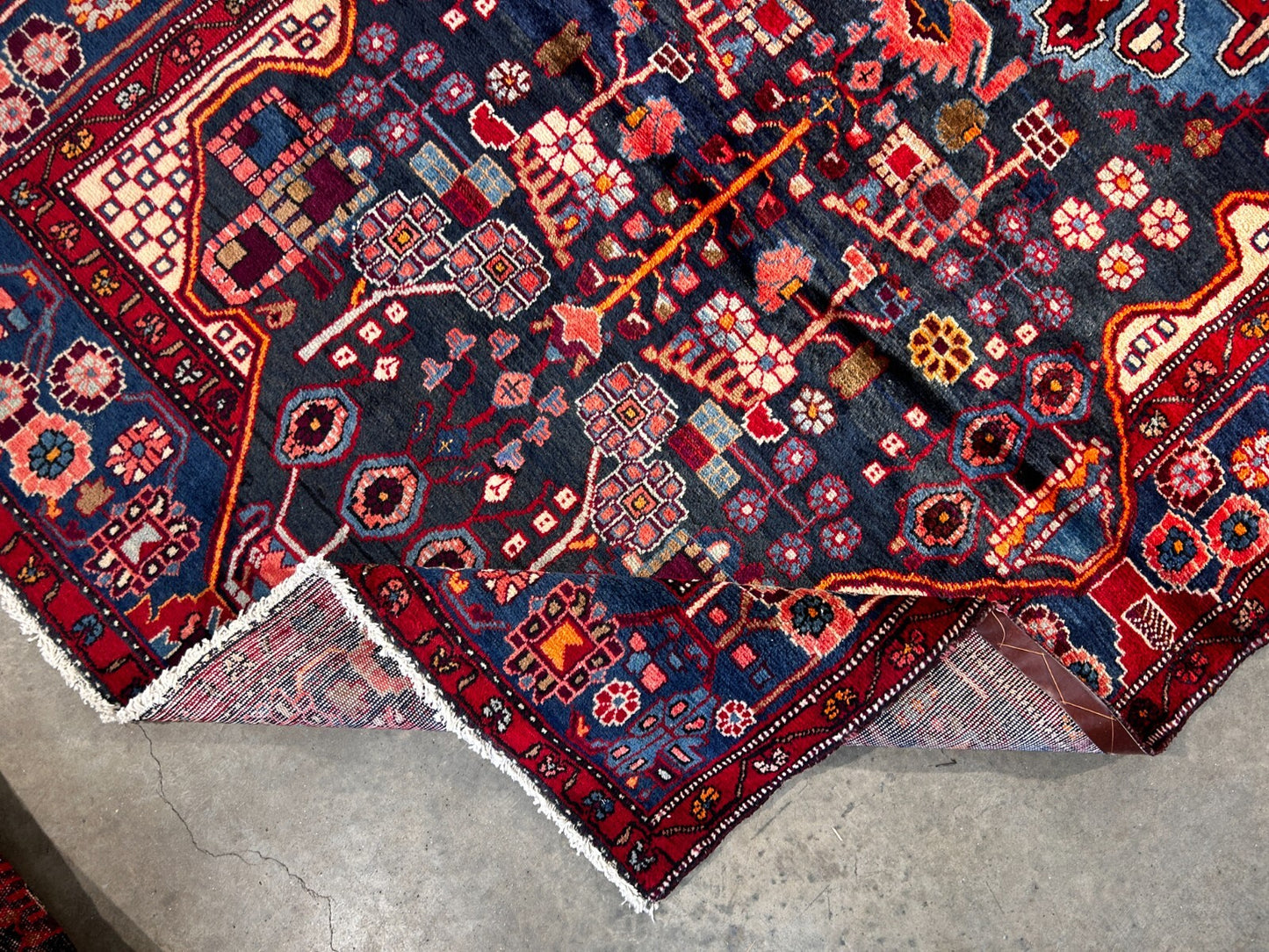 5'4" x 10'0" Hand-Knotted 100% Wool Pile Tuyserkan Area Rug - Carpet