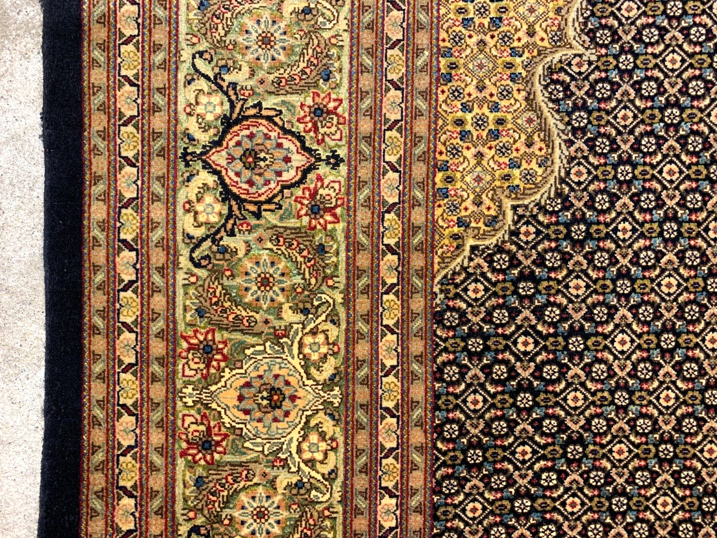 4'1"x6'6" Very Fine Hand-Knotted Wool & Silk Blend Tabrize Mahi Carpet -  Rug