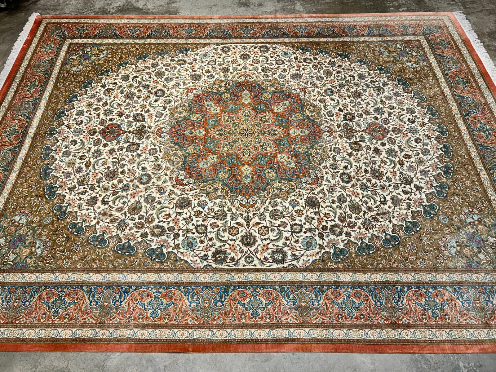 9'10"x13' Exquisite Signed Hand-Knotted 100% Silk Qume Rug