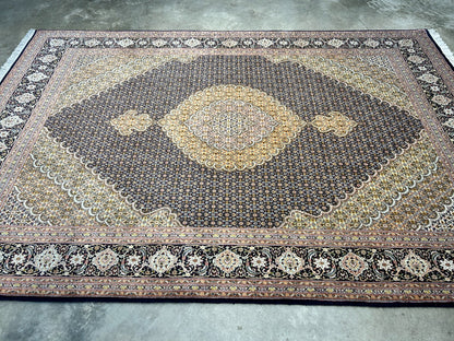 6'7"x9'9" Fine Hand-Knotted Wool & Silk Oriental Tabrize Rug - Area Carpet
