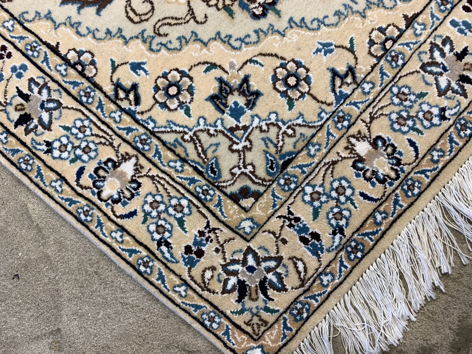 3'3"x4'9'' Hand-Knotted Very Fine Silk & Wool Naine Area Rug