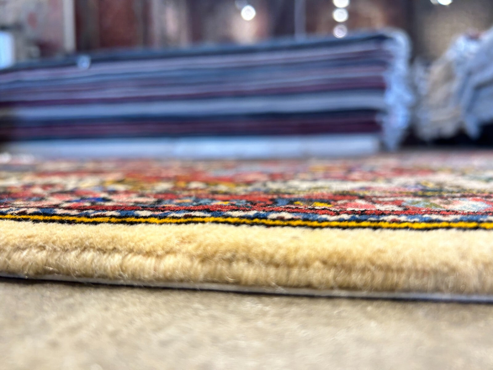 3'5"x5'2" Hand-Knotted 100% Lamb Wool Bakhtiarie Area Rug