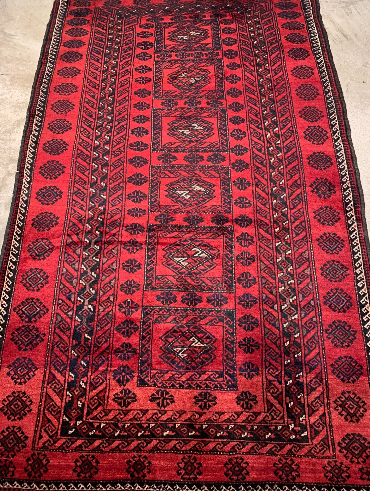 3'4"x5'6'' Hand-Knotted 100% Wool Pile Balouchie Area Rug