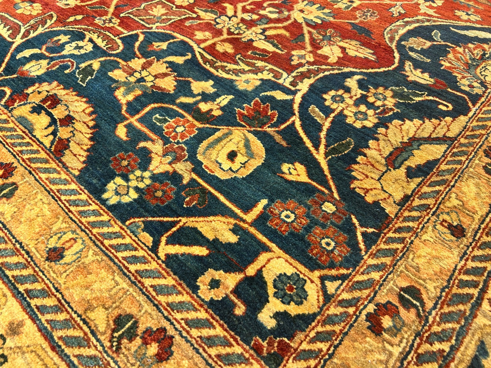 11'11"x15'5" Hand-Knotted 100% Wool Pile Herize Area Rug - Carpet