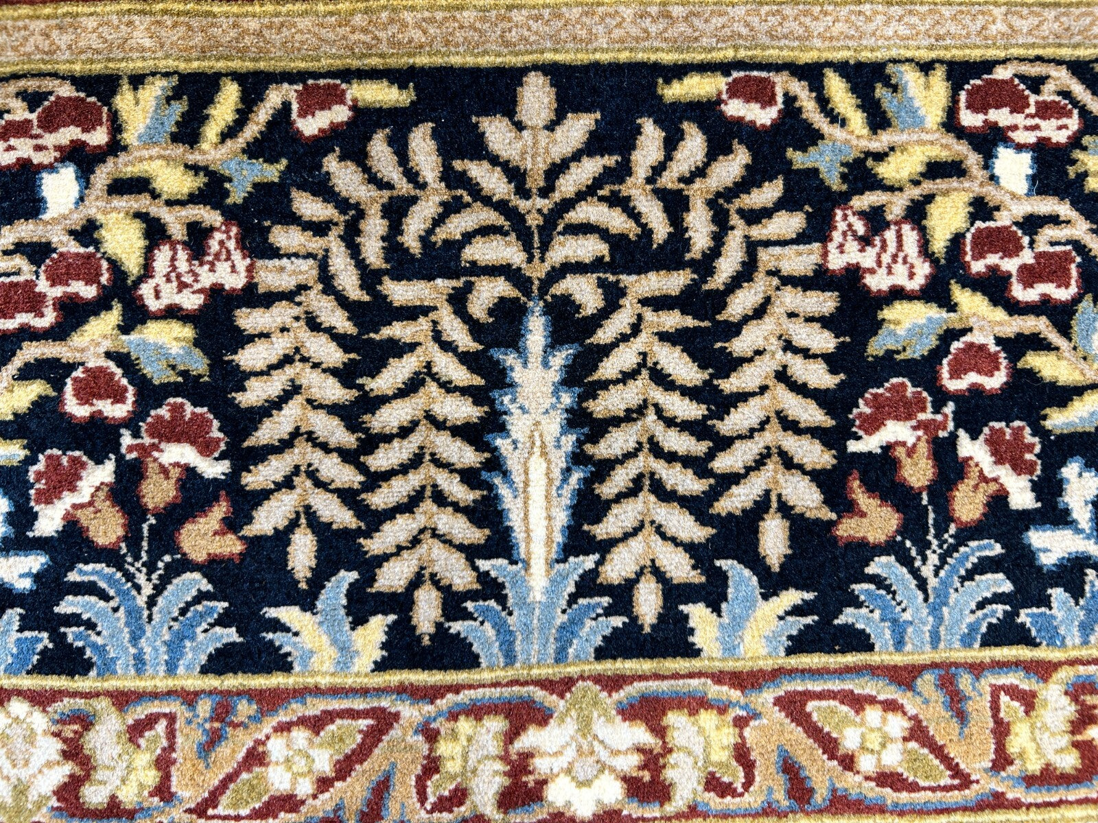 9'2"x12'4" Fine Hand-Knotted 100% Wool Pile Floral Carpet - Area Rug