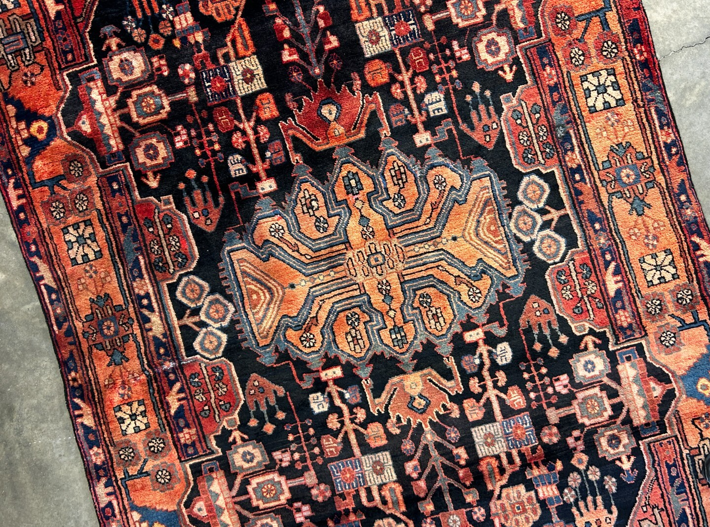 5'4" x 9'3" Hand-Knotted 100% Wool Pile Nahavande Area Rug - Carpet