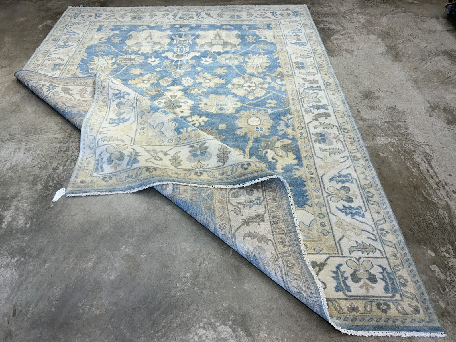 9'1"x12'2" Hand-Knotted 100% Wool Pile Oushak Rug