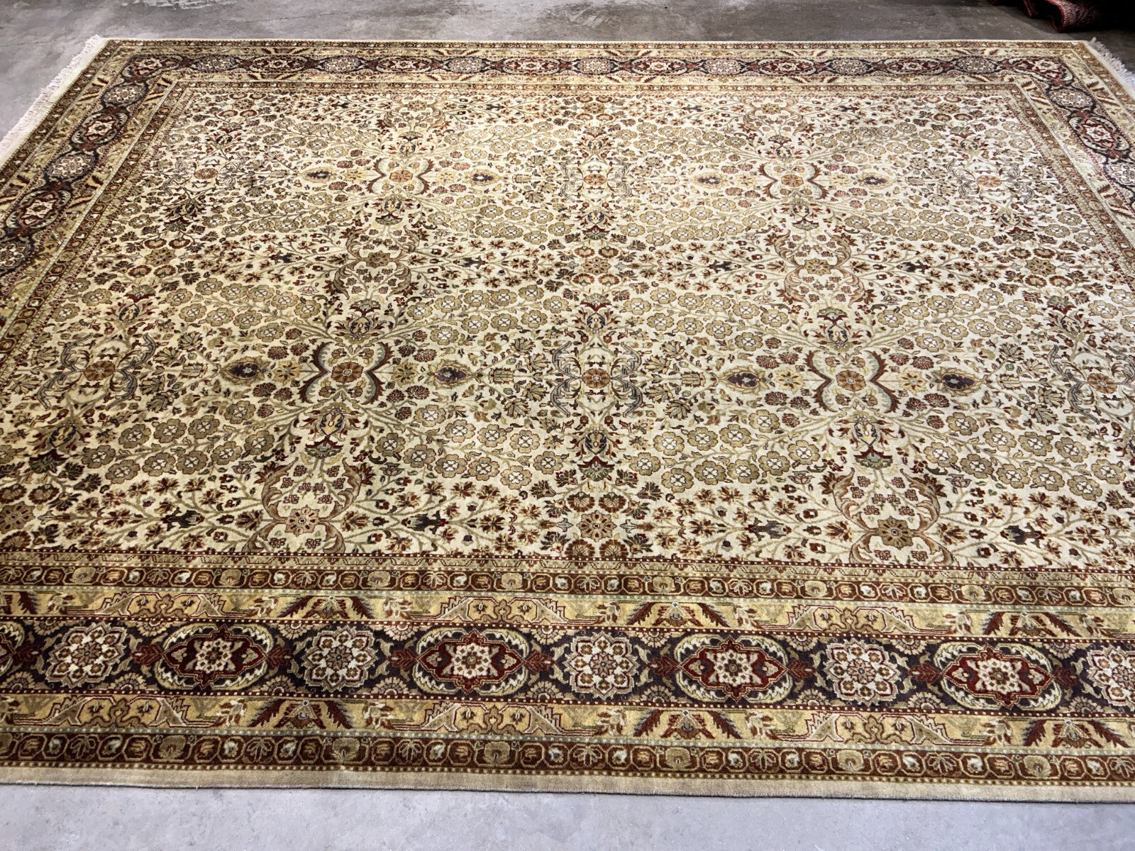 8'10"x11'10" Hand-Knotted 100% Wool Pile Oriental Rug