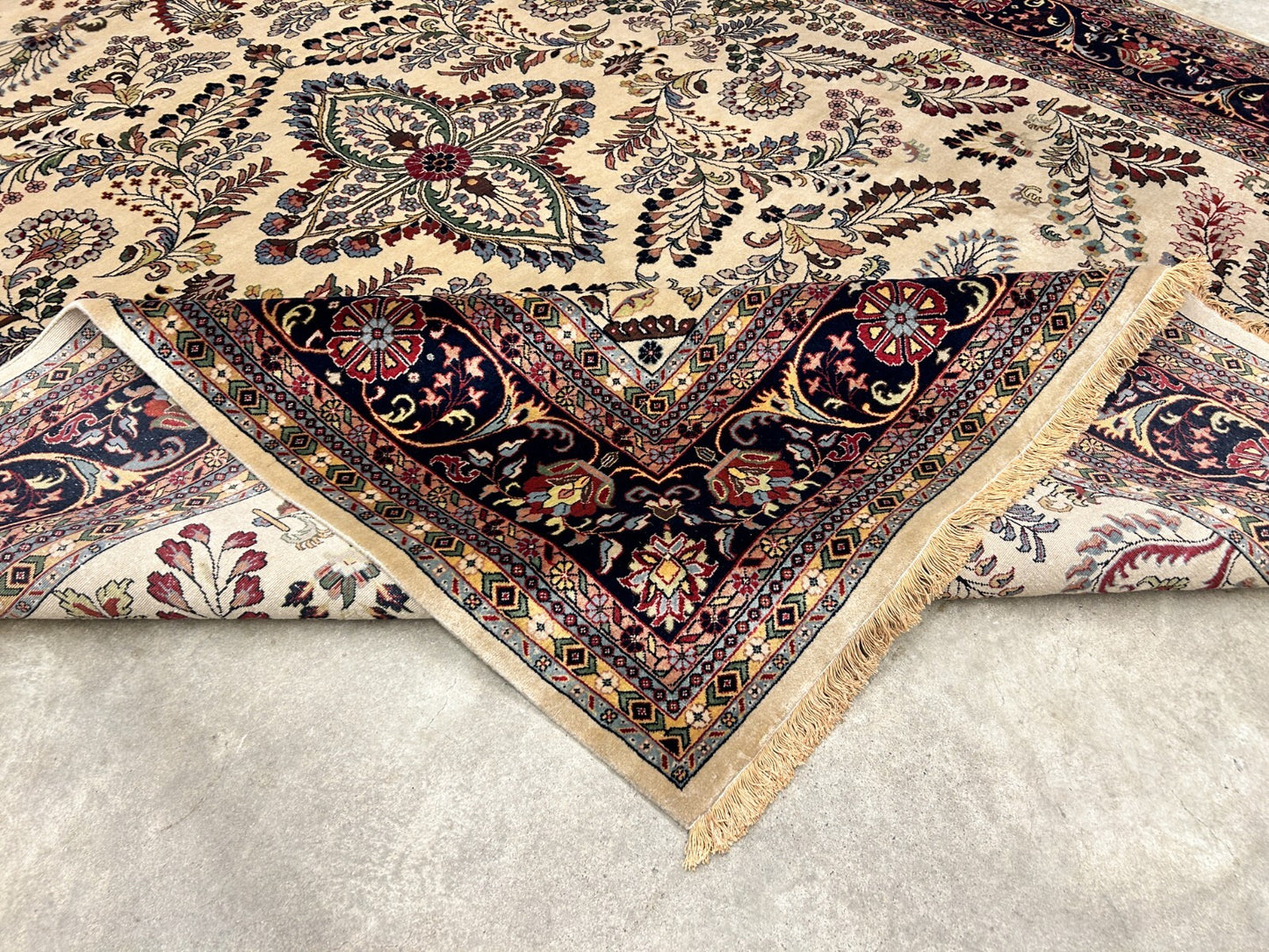 9'1"x12'1" Hand-Knotted 100% Lamb Wool Sarouke Design Carpet - Area Rug