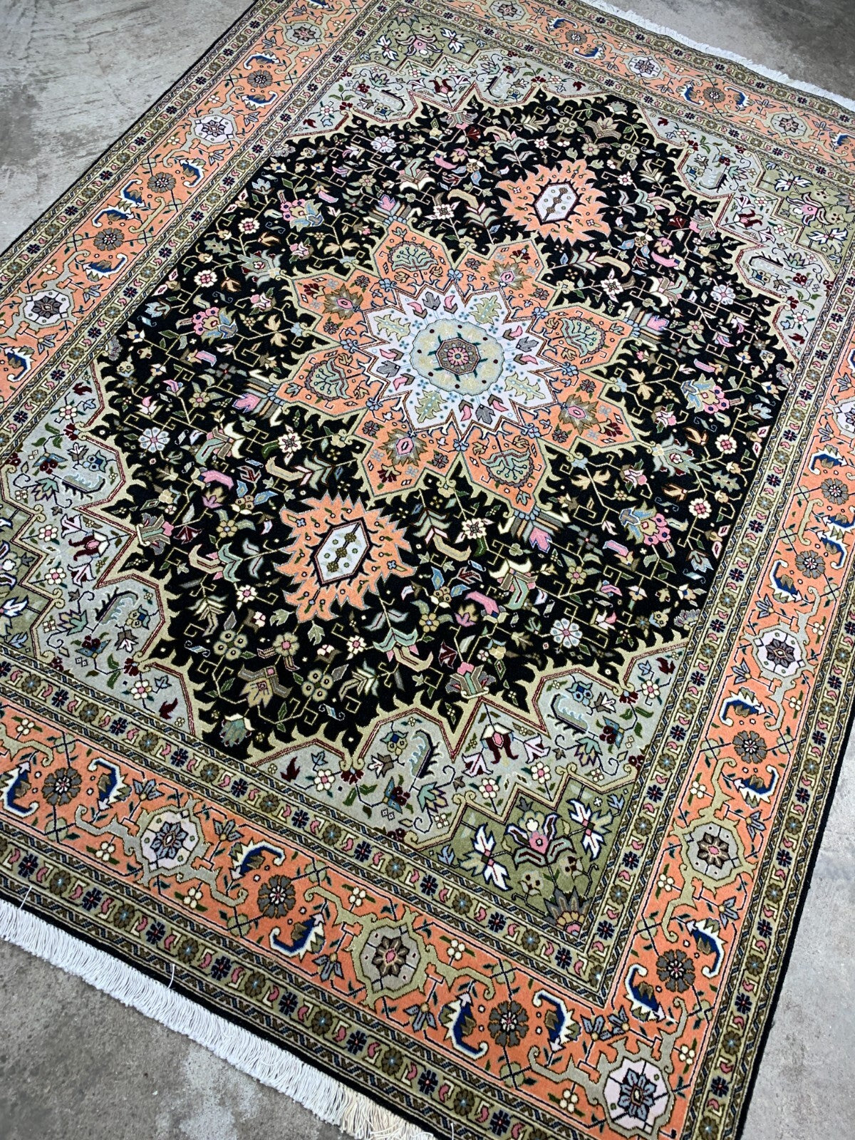 4'11"x6'6" Very Fine Hand-Knotted Wool & Silk Blend Tabrize Area Rug
