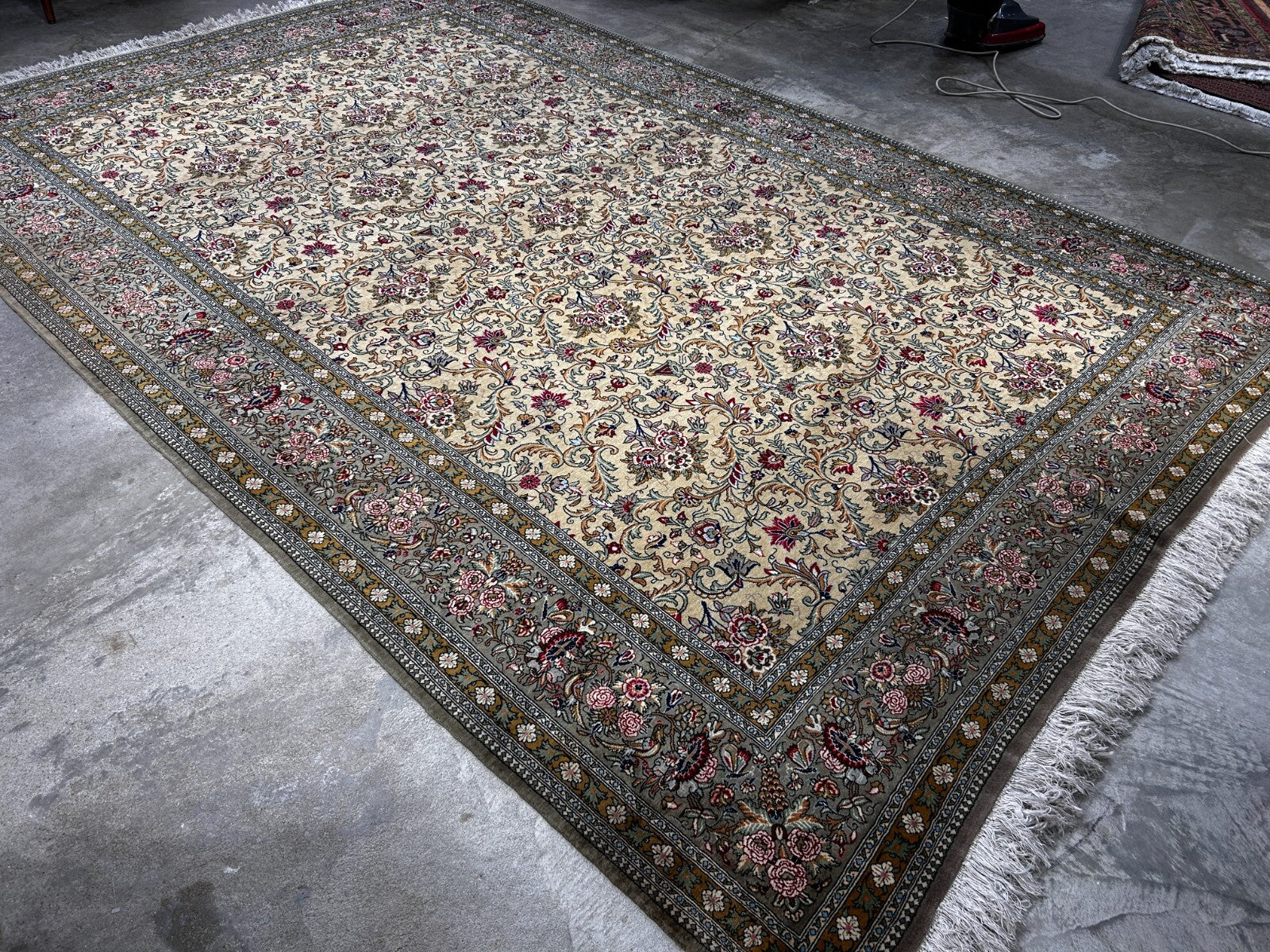 7'x11'6" Very Fine Hand-Knotted Wool & Silk Qume Rug