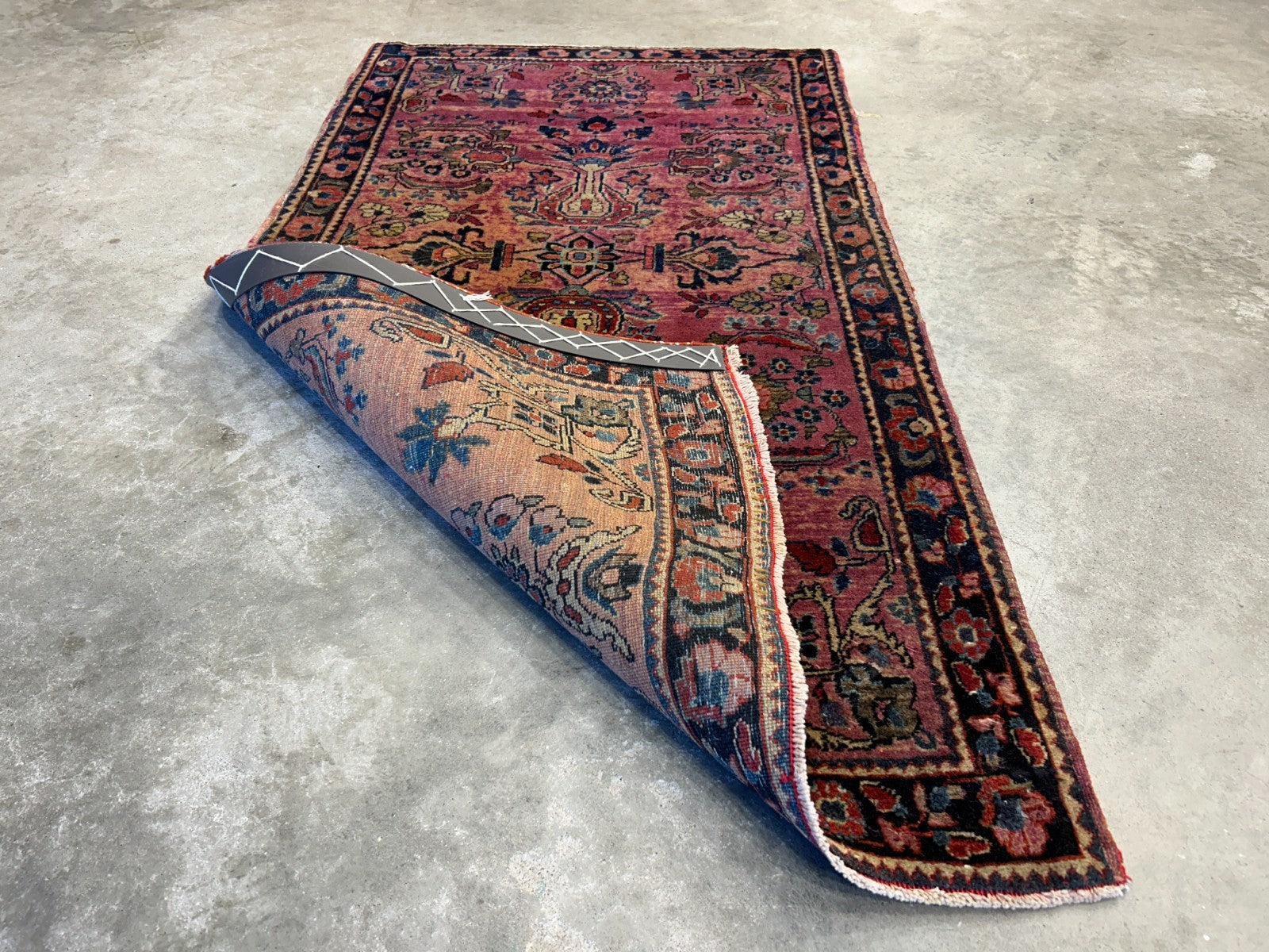 2'7"x4'10" Antique Hand-Knotted 100% Wool Pile Sarouke Area Rug - Carpet