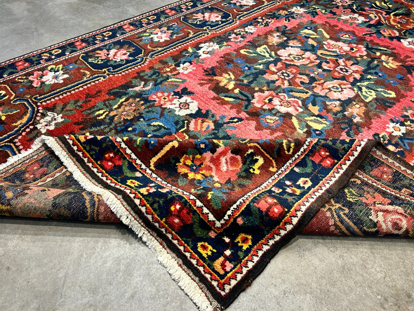 5'2"x8' Hand-Knotted 100% Wool Pile Bakhtiarie Carpet - Area Rug