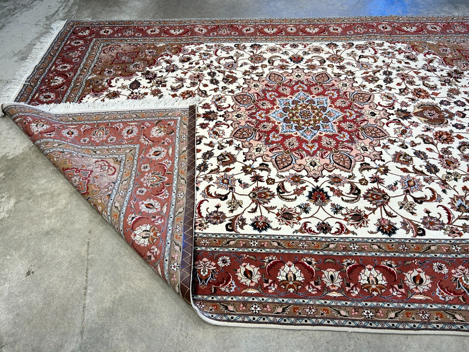 6'7"x10'1" Fine Hand-Knotted Wool & Silk Tabrize Rug - Area Carpet