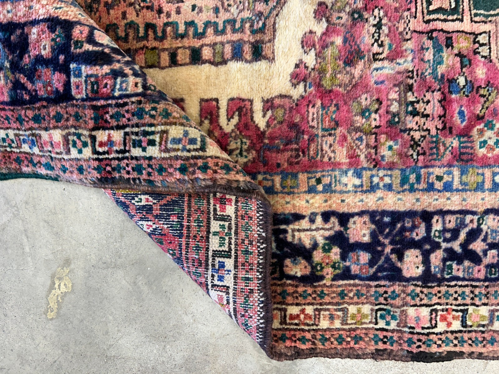 3'8"x4'10" Hand-Knotted 100% Wool Pile Herize Area Rug - Carpet