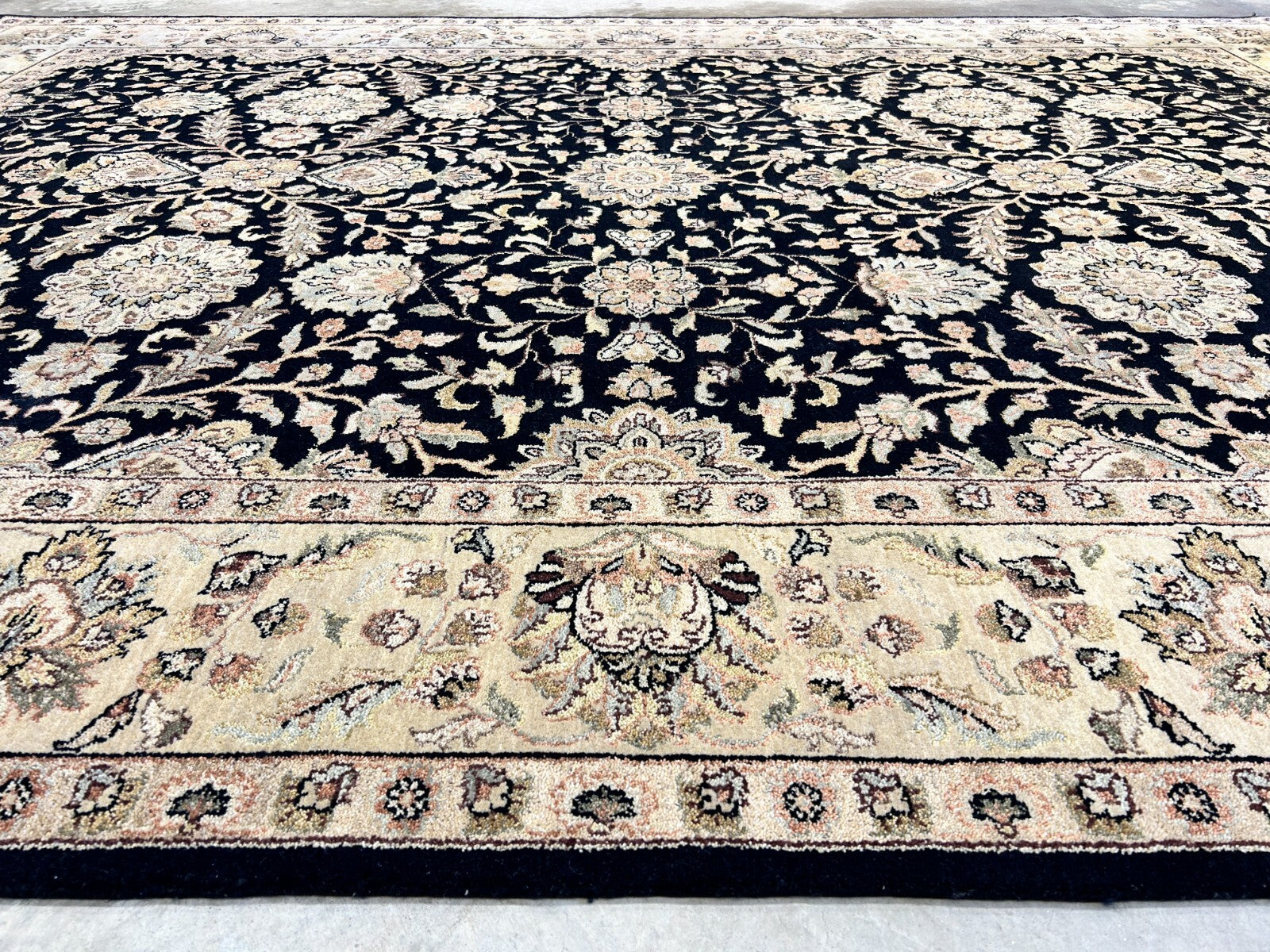 8'10"x12'7" Hand-Knotted 100% Lamb Wool IndoAgra Carpet - Area Rug