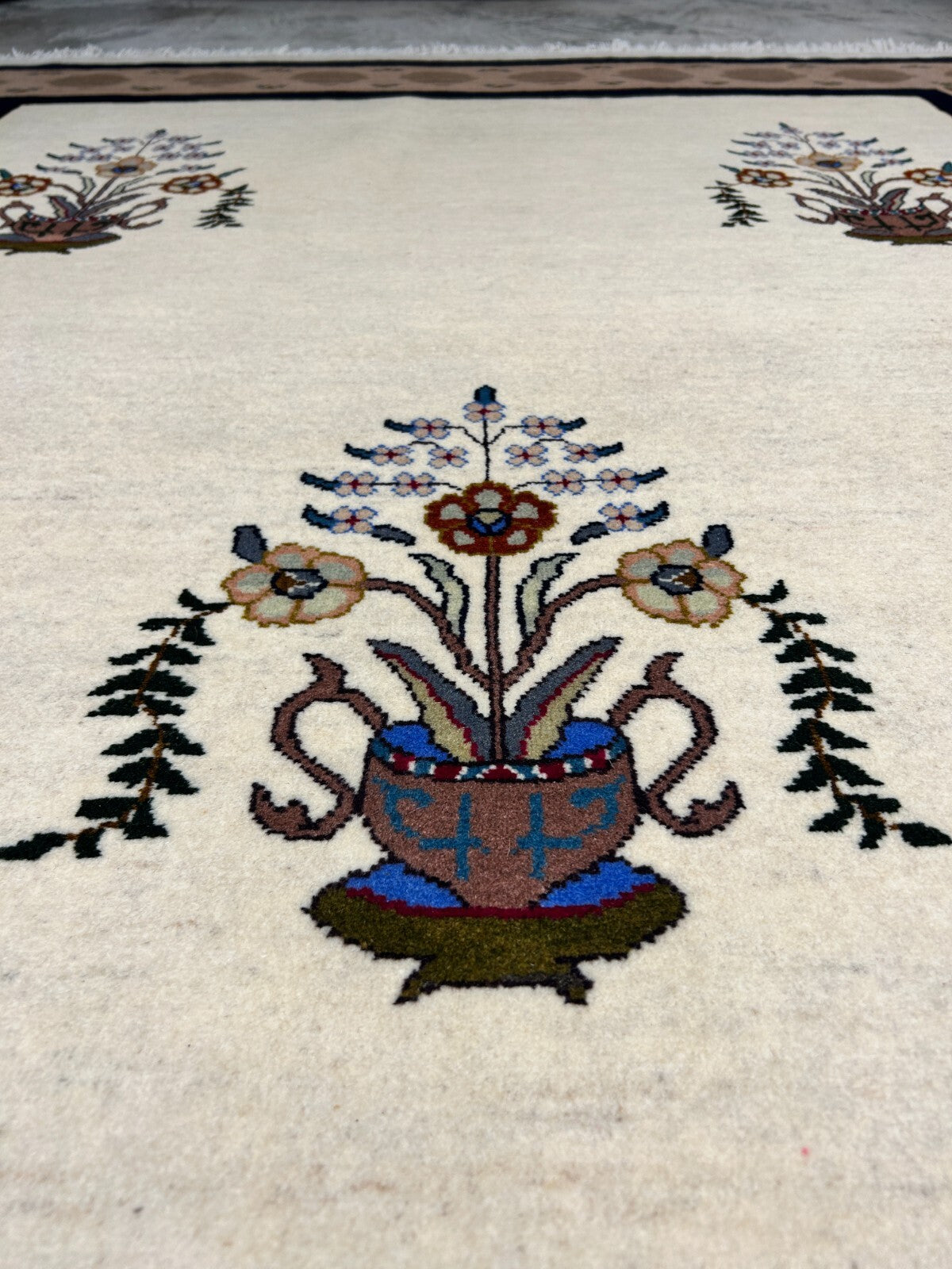 6'4"x9'5" Hand-Knotted 100% Wool Carpet - Gabeh Area Rug
