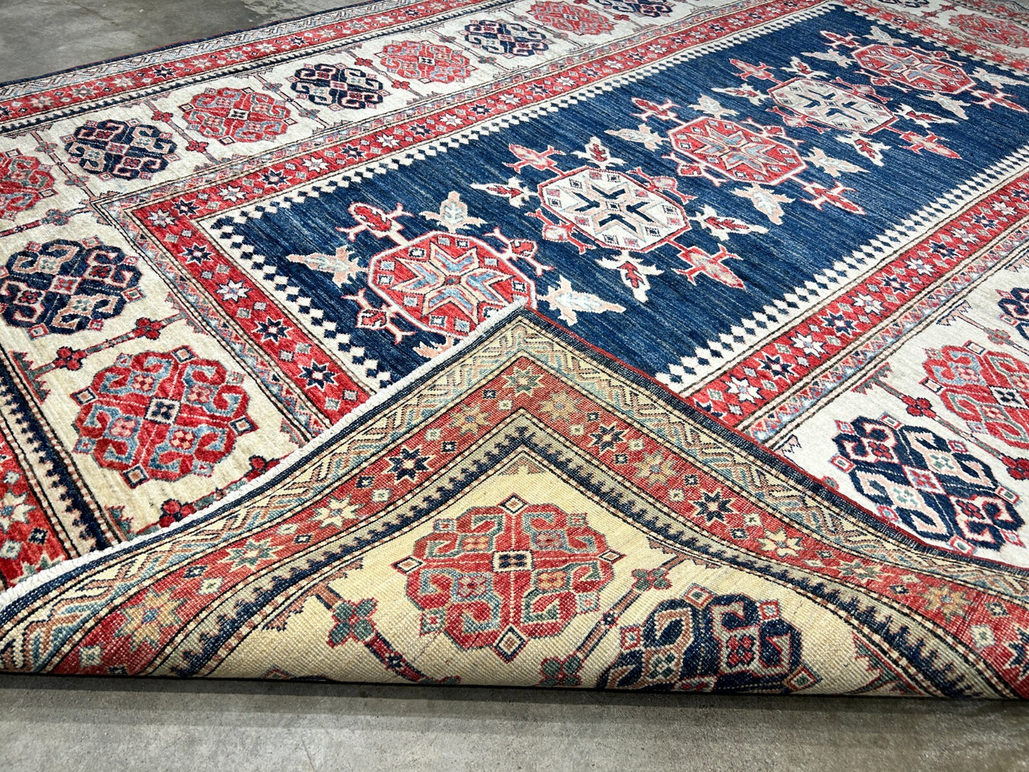 5'9"x8' Hand-Knotted 100% Wool Carpet - Kazak Area Rug