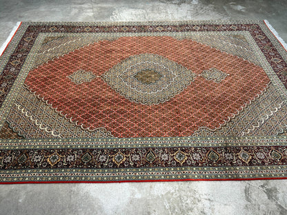 6'6"x9'6" Fine Hand-Knotted Wool & Silk Blend Tabrize Mahi Carpet - Area Rug