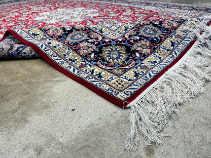 6'9"x10'3" Extra-Fine Hand-Knotted Wool & Silk Blend Isfahane Carpet - Area Rug