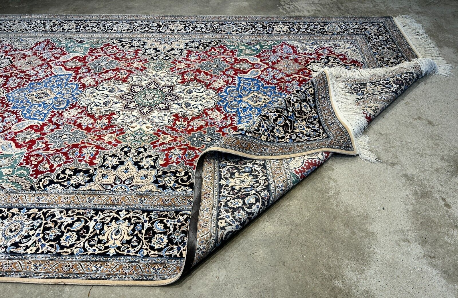 6'8"x10' Very Fine Hand-Knotted Wool & Silk Naine Rug - Area Carpet