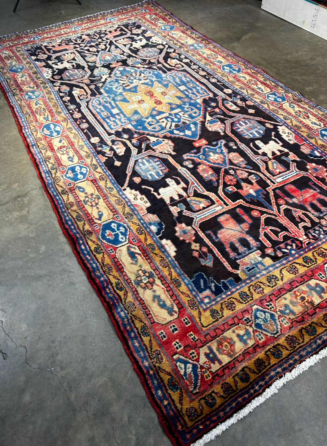 5'4" x 10'5" Hand-Knotted 100% Wool Pile Nahavande Area Rug