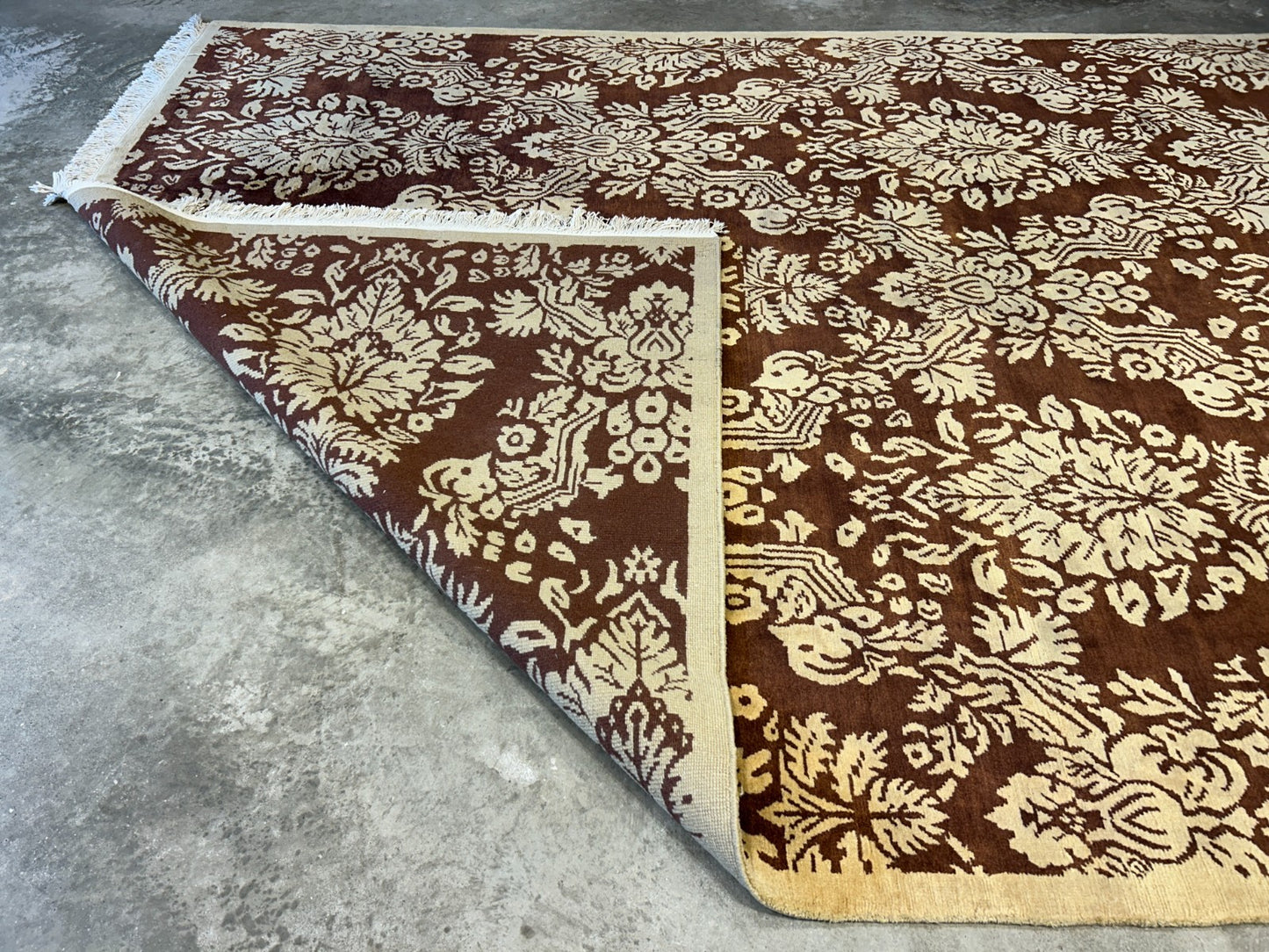 7'11"x9'11" Hand-Knotted 100% Wool Pile Tibetian Area Rug - Carpet