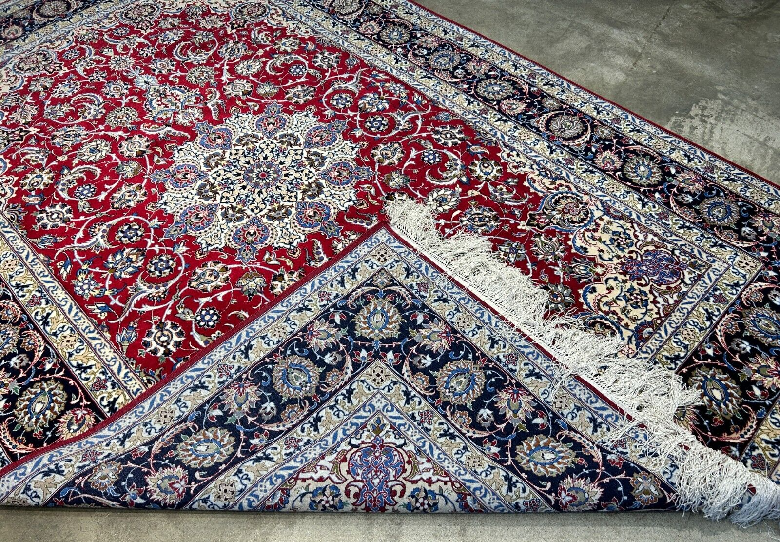 6'9"x10'3" Extra-Fine Hand-Knotted Wool & Silk Blend Isfahane Carpet - Area Rug