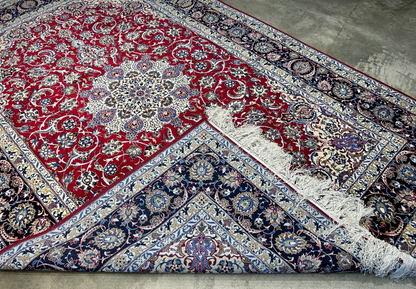 6'9"x10'3" Extra-Fine Hand-Knotted Wool & Silk Blend Isfahane Carpet - Area Rug