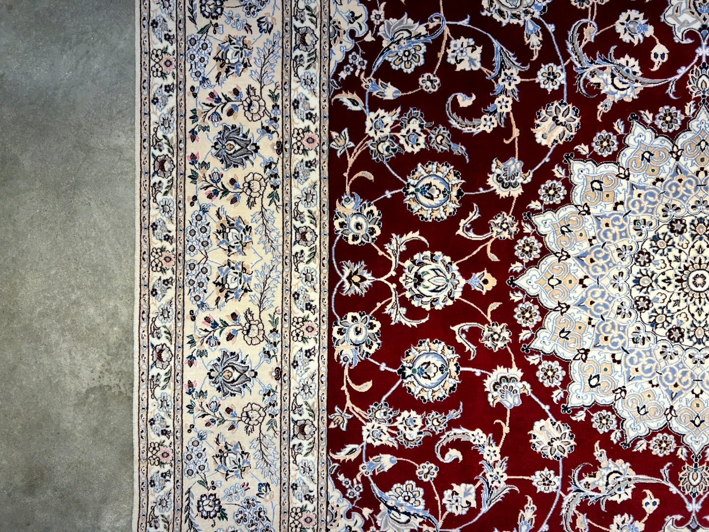 6'7"x9'6" Fine Hand-Knotted Wool & Silk Naine Rug - Area Carpet