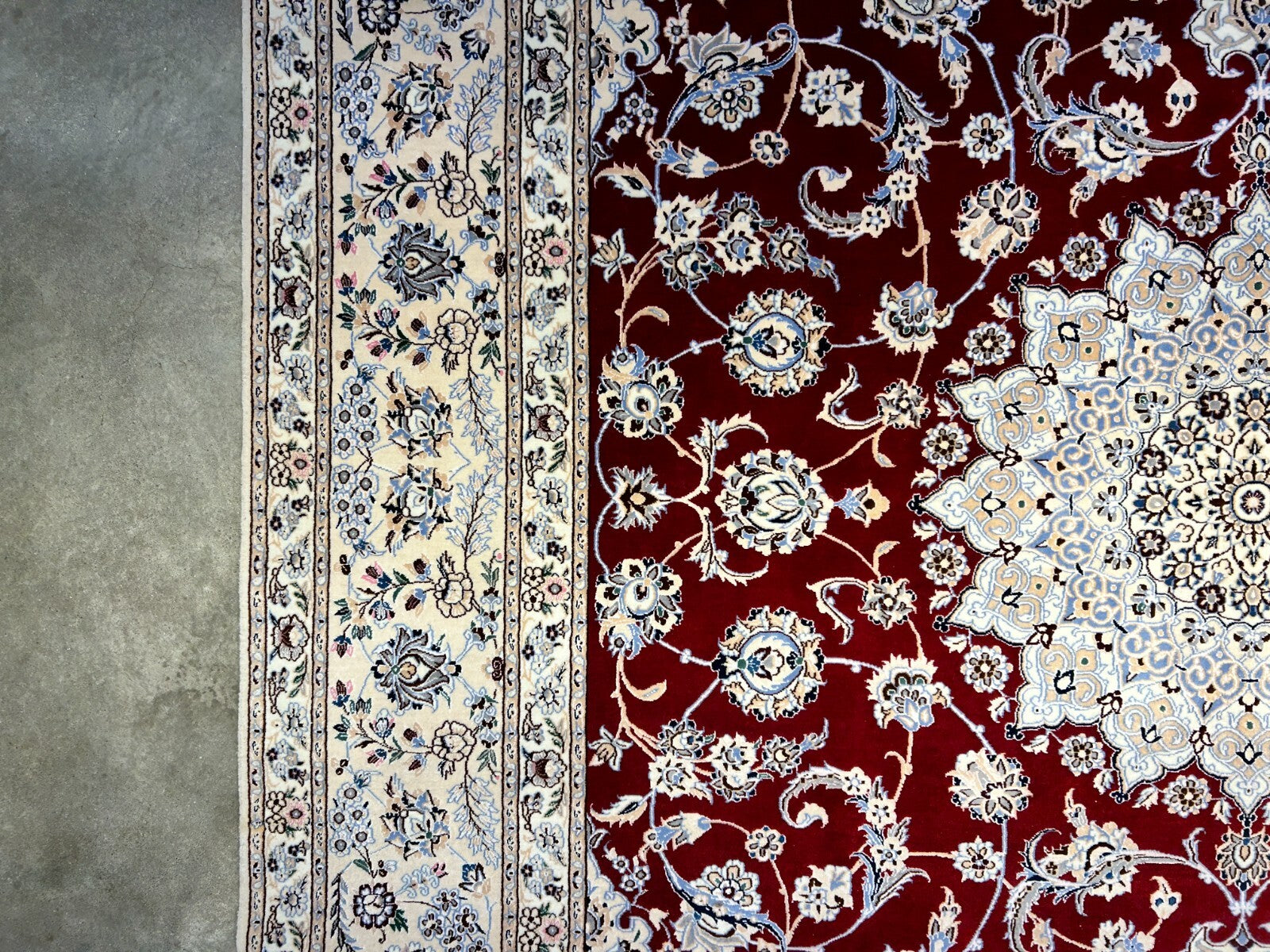 6'7"x9'6" Fine Hand-Knotted Wool & Silk Naine Rug - Area Carpet