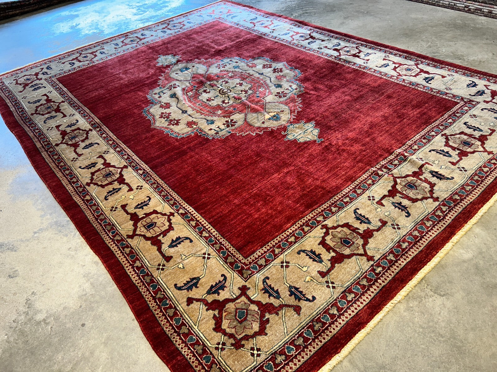 8'10"x11'8" Hand-Knotted 100% Wool Pile Tabrize Rug