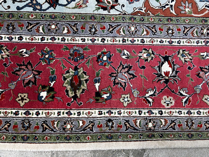 8'2"x11'5'' Very Fine Hand-Knotted Silk & Wool Tabrize Area Rug - Carpet