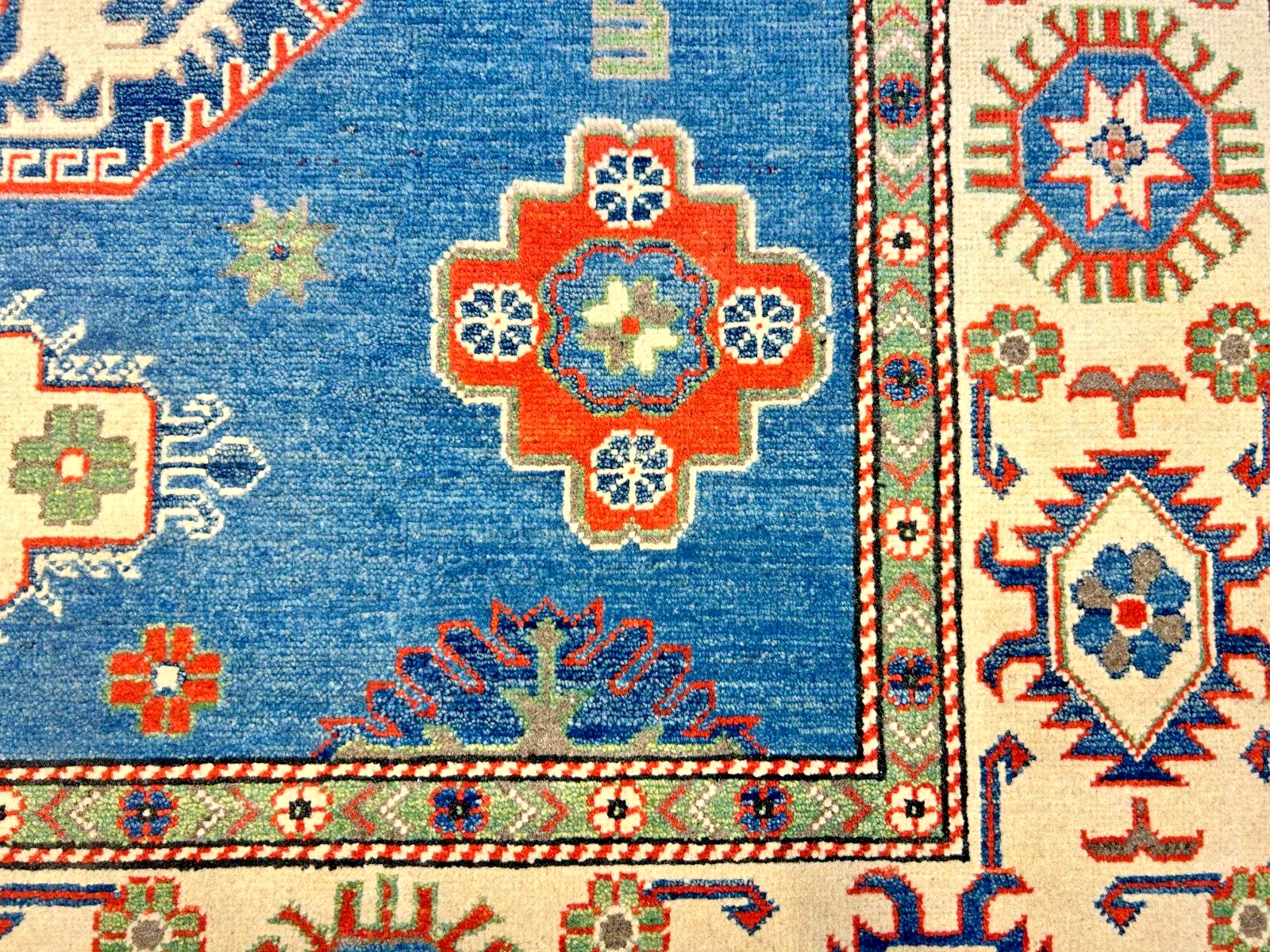 6'x8'8" Hand-Knotted 100% Wool Carpet - Fine Kazak Area Rug