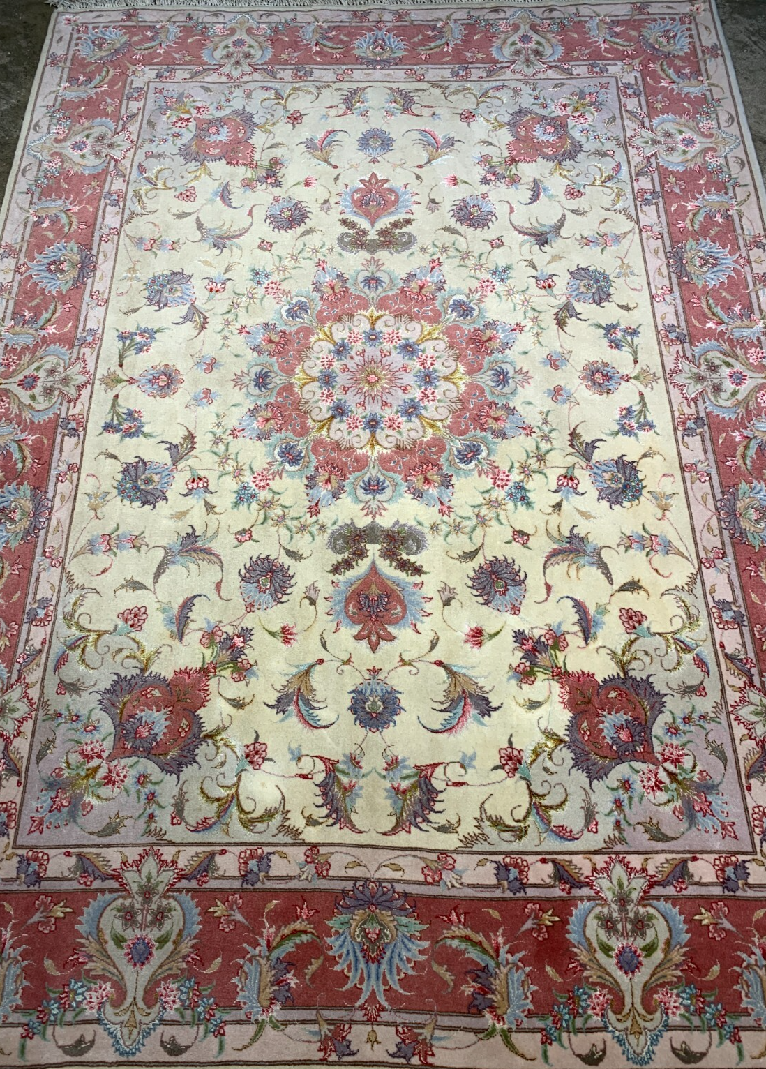 4'11"x7'4" Very Fine Hand-Knotted Wool & Silk Blend Tabrize Carpet - Area Rug