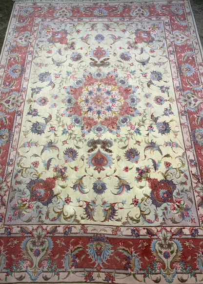 4'11"x7'4" Very Fine Hand-Knotted Wool & Silk Blend Tabrize Carpet - Area Rug