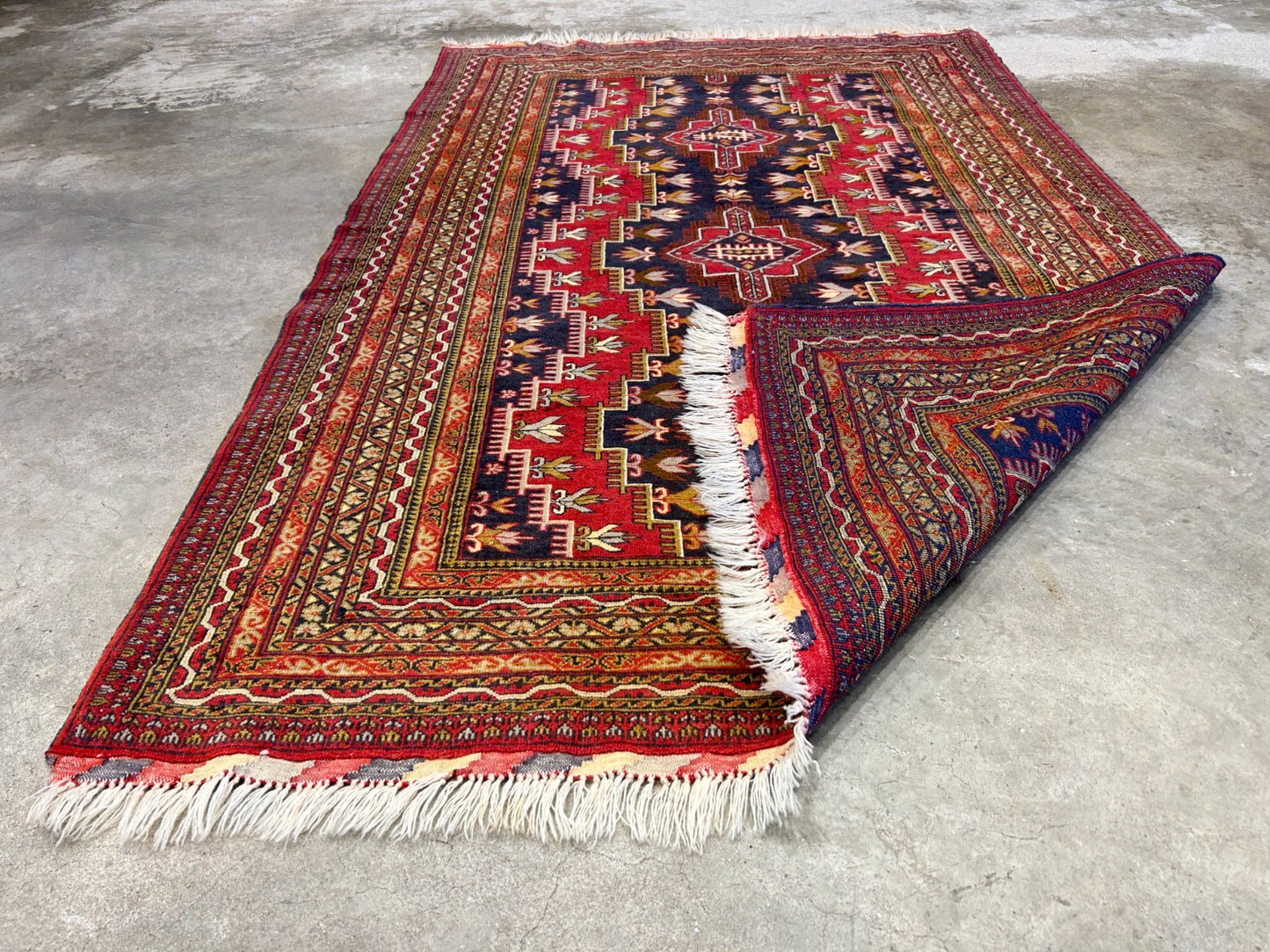 3'11"x6'3" Hand-Knotted 100% Wool Pile Geometric Rug