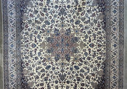 10'3"x14'1" Extra Fine Hand-Knotted Wool & Silk Naine Rug