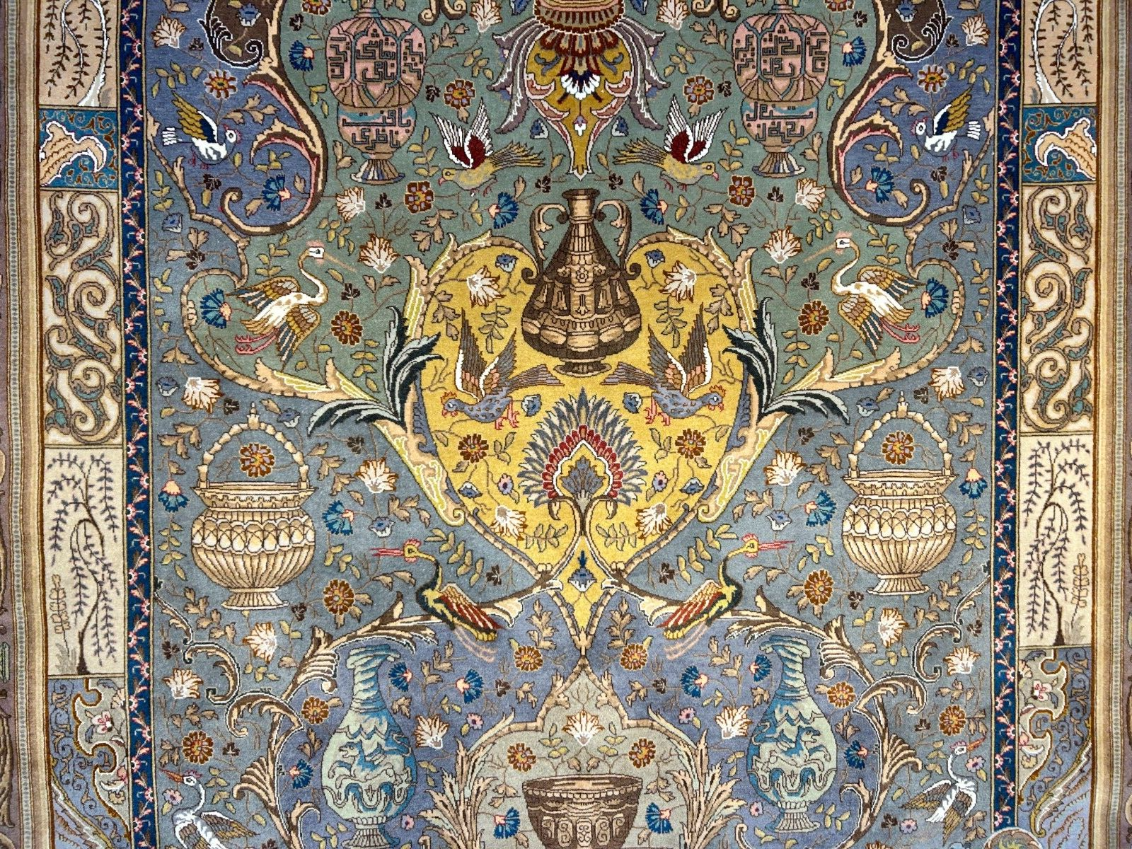 Exquisite 5'10"x8'3" Hand-Knotted Wool & Silk Blend Tabrize Area Rug - Carpet