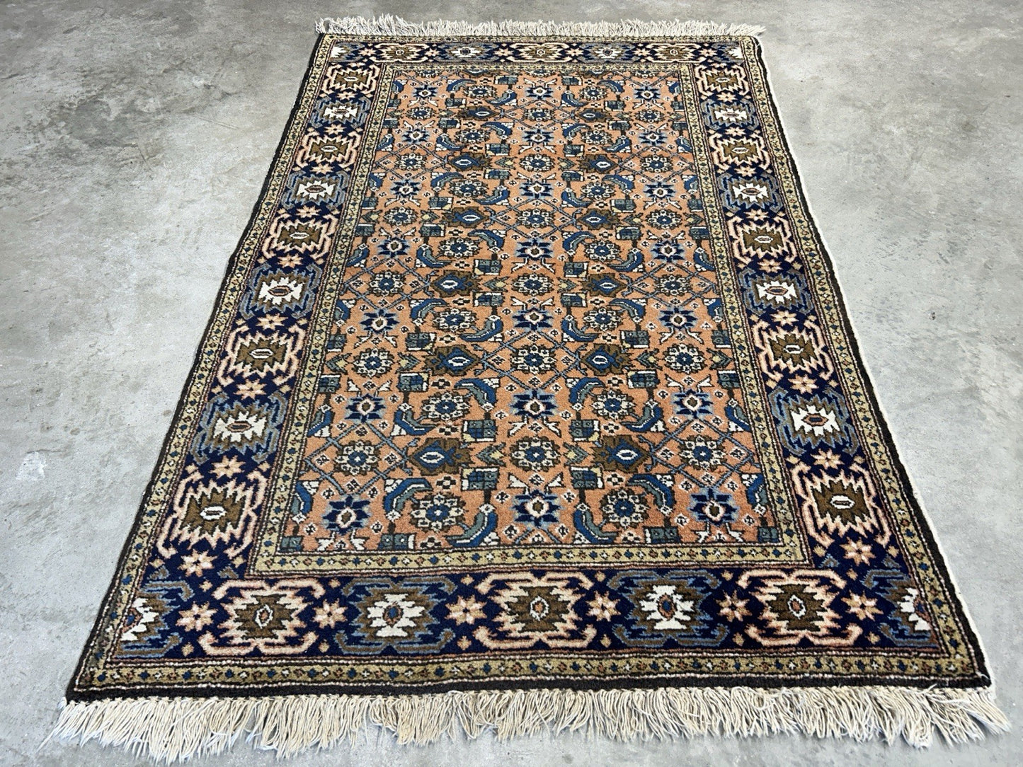 3’4”x5’2” Vintage Hand-Knotted 100% Wool Pile Bidjar Area Rug - Carpet