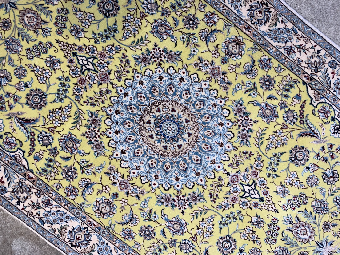 3'5"x5'10''  Very Fine Hand-Knotted Silk & Wool Naine Area Rug - Carpet