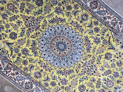 3'5"x5'10''  Very Fine Hand-Knotted Silk & Wool Naine Area Rug - Carpet