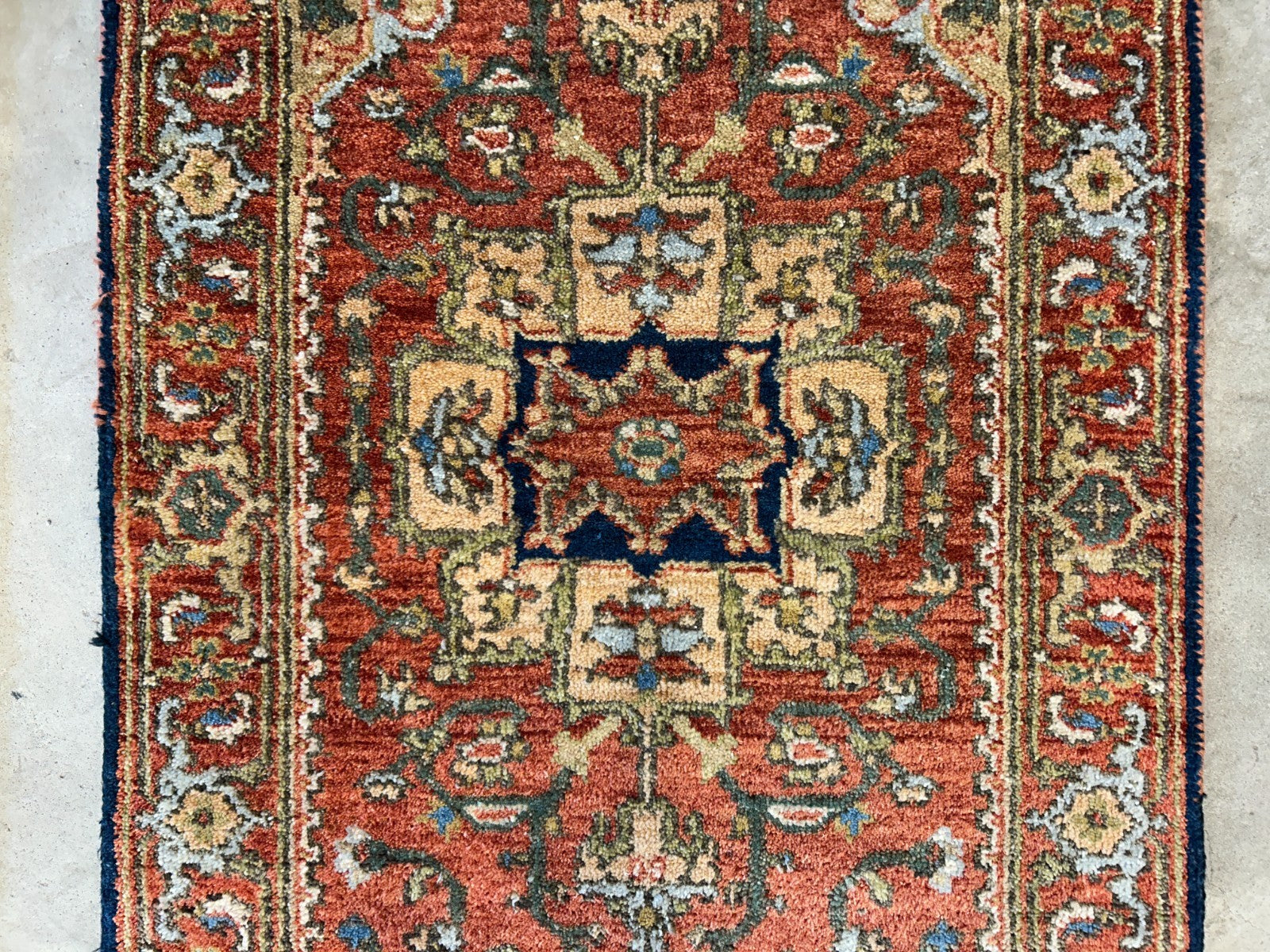 2'7"x7'10" Hand-Knotted 100% Wool Pile Runner Rug - Carpet