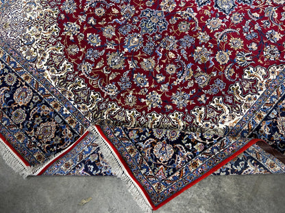 8'1"x11'6" Extra Fine Hand-Knotted Wool & Silk Isfahane Rug