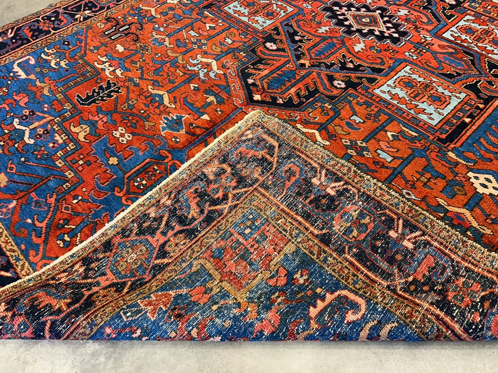 Collector Item- 7’9”x11’5” Antique Hand-Knotted 100% Wool Pile Serapie Area Rug