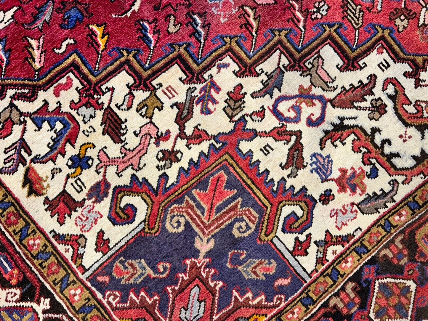 8'3"x11'5" Hand-Knotted 100% Wool Pile Herize Rug