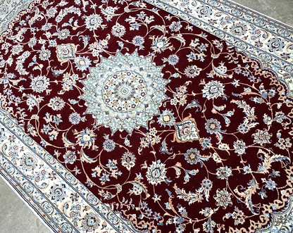 4'1"x6'4" Fine Hand-Knotted Wool & Silk Blend Naine Carpet - Area Rug