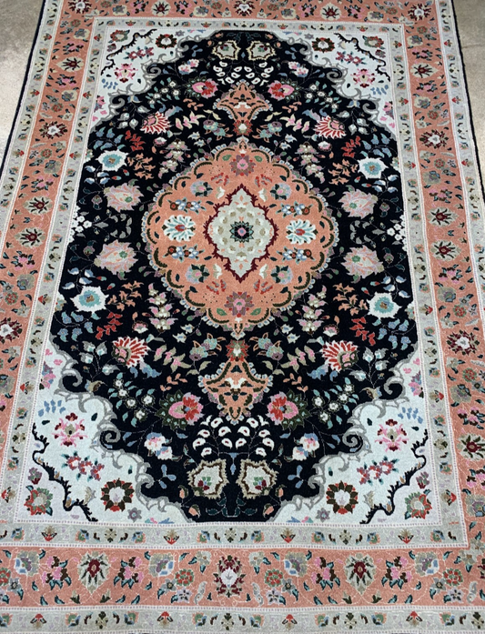 3'6"x4'10'' Fine Hand-Knotted Silk & Wool Tabrize Area Rug - Area Carpet