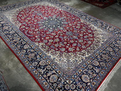 8'1"x11'6" Extra Fine Hand-Knotted Wool & Silk Isfahane Rug